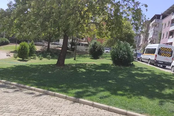 Aşık Mahsuni Şerif Parkı - Resim 2