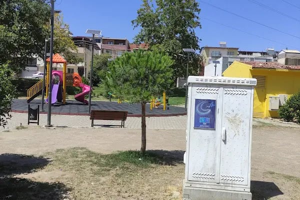 Aşık Mahsuni Şerif Parkı - Resim 4