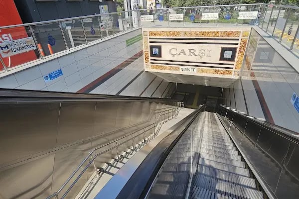 Çarşı Metro Durağı - Resim 5