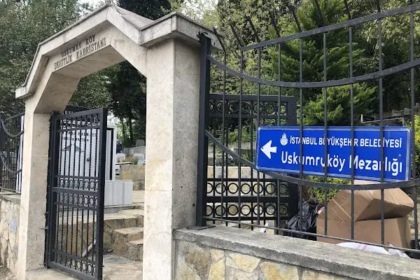 Uskumru Köyü Mezarlığı - Resim 12