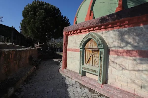 Taşkın dede türbesi - Resim 16