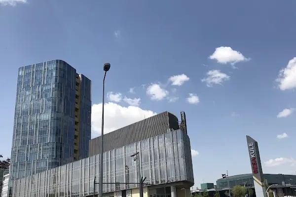 Op. Dr. Muharrem Demiroğulları - Ankara Botoks, Dudak Dolgusu, Liposuction, Burun Estetiği, Meme Büyütme, Göz Kapağı Estetiği, Lazer Epilasyon - Resim 6