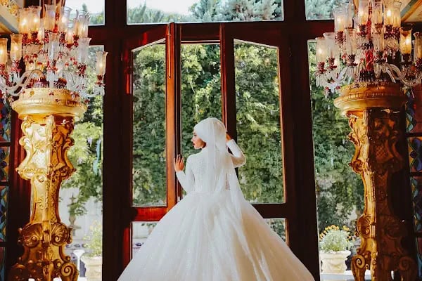 Stüdyo Güven Profesyonel Fotoğraf Stüdyoları - Resim 15