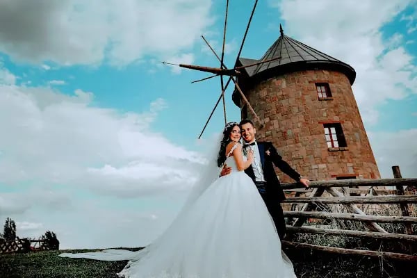 Stüdyo Güven Profesyonel Fotoğraf Stüdyoları - Resim 5