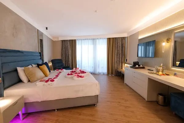 Ada Port Hotel - Resim 2