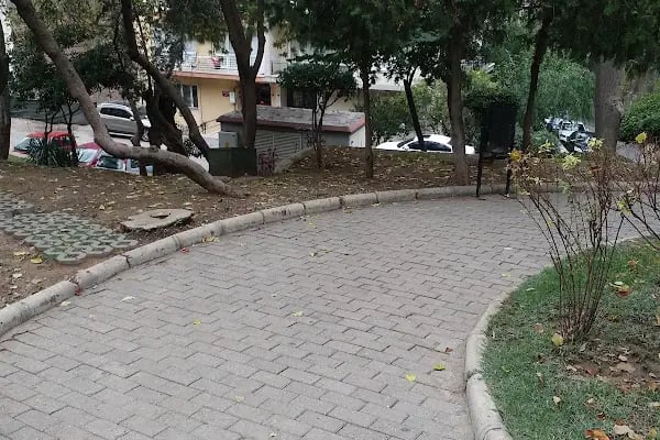 Kolej Parkı - Resim 1