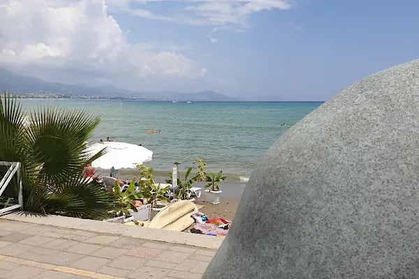 First Beach - Resim 15