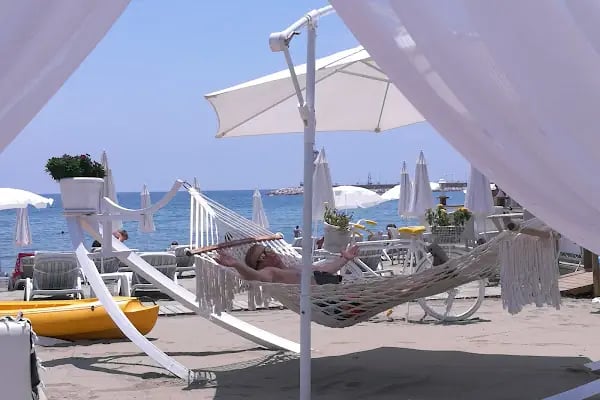 First Beach - Resim 9