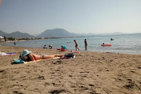 First Beach - Resim 6