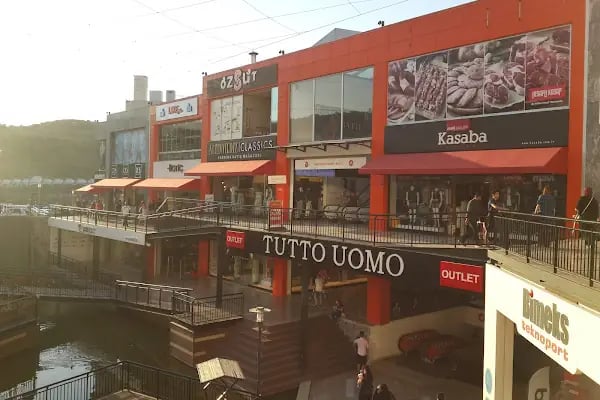Yalı Spor Outlet - Selway Outlet Avm - Resim 2