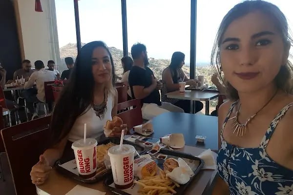 Yalı Spor Outlet - Selway Outlet Avm - Resim 9