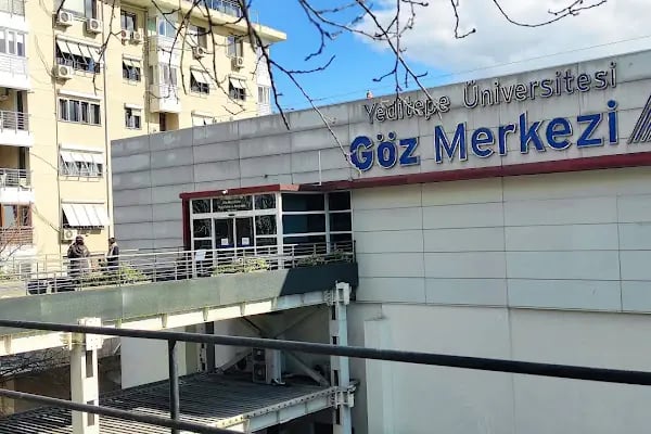 Yeditepe Üniversitesi Göz Merkezi - Resim 17