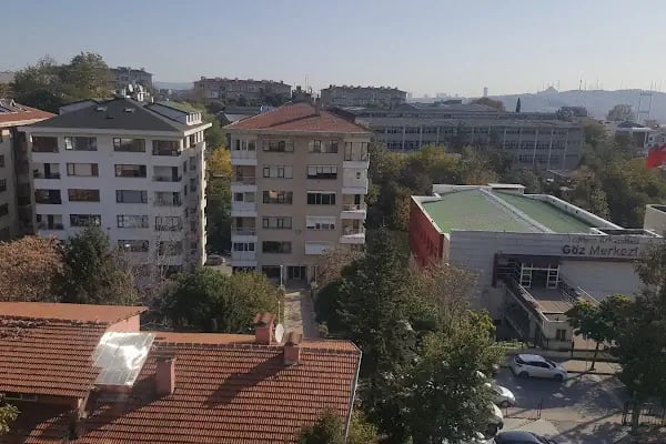 Yeditepe Üniversitesi Göz Merkezi - Resim 12