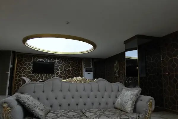 Lilium Hotel &amp; Suites - Resim 13