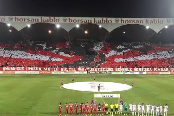 Vakfıkebir İlçe Stadyumu - Resim 5