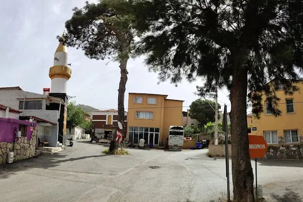 Güzelbahçe Sahil - Resim 11