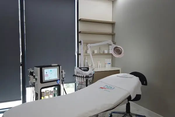 Özel DRM Polikliniği | Medikal Estetik | Lazer Epilasyon - Resim 1