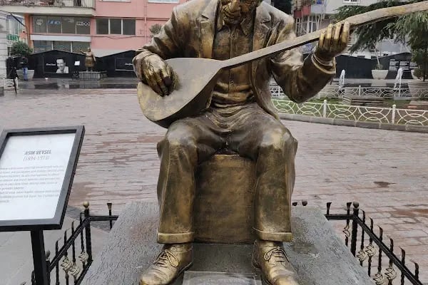 Ahmet Taner Kışlalı Parkı - Resim 6