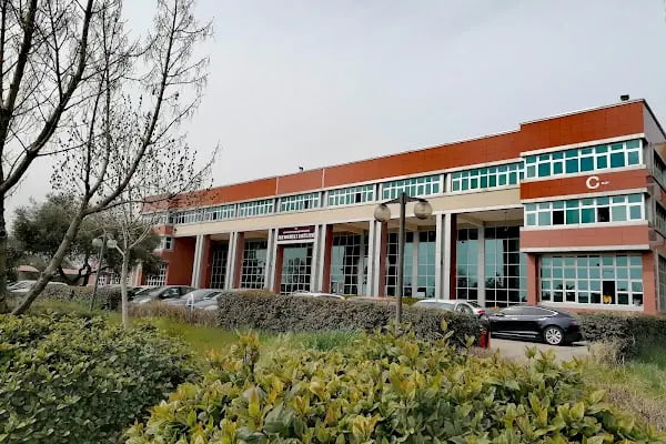 Fen Edebiyat Fakültesi ( İnsan ve Toplum Bilimleri Fakültesi- Fen Fakültesi ) - Resim 2