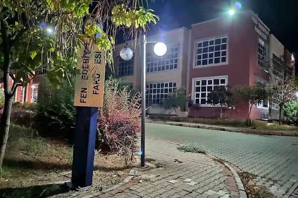 Fen Edebiyat Fakültesi ( İnsan ve Toplum Bilimleri Fakültesi- Fen Fakültesi ) - Resim 17