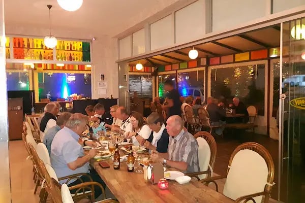 Green Garden Restaurant and Bar - Resim 15