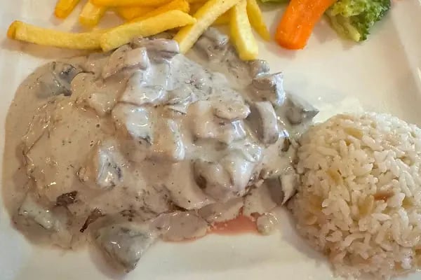 Green Garden Restaurant and Bar - Resim 4