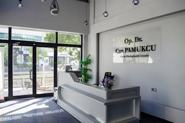 Op. Dr. Can Pamukcu Göz Kliniği, Göz Kapağı Hastalıkları ve estetiği, Protez Göz, Göz Tembelliği, Şaşılık, fraksiyonel lazer - Resim 8