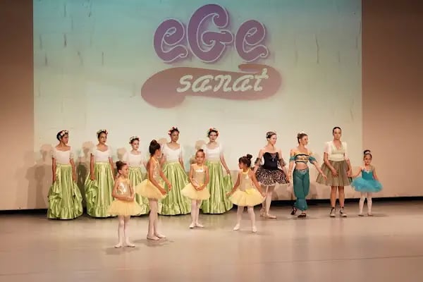 Ege Sanat Merkezi - Bale Müzik ve Drama kursu - Resim 11
