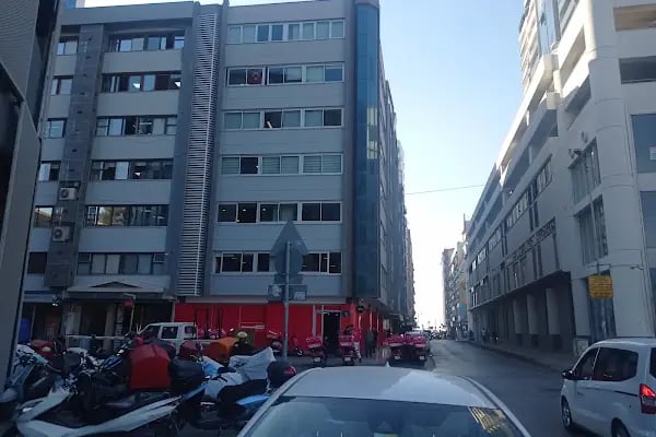 Alsancak Punta Katlı Otoparkı - Resim 10