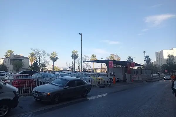Alsancak Punta Katlı Otoparkı - Resim 17