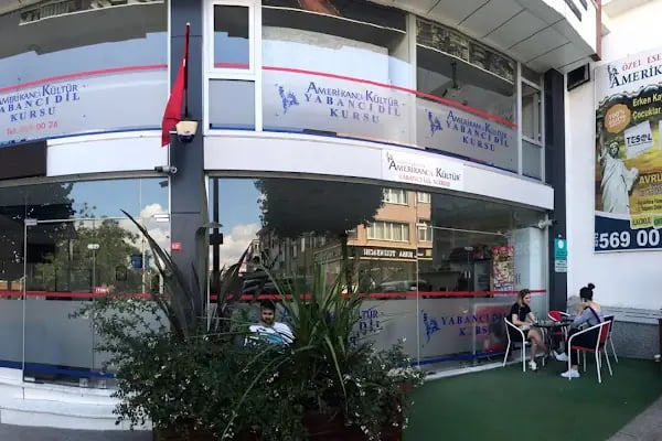 Esenler Amerikan Kültür Yabancı Dil Okulu - Resim 2