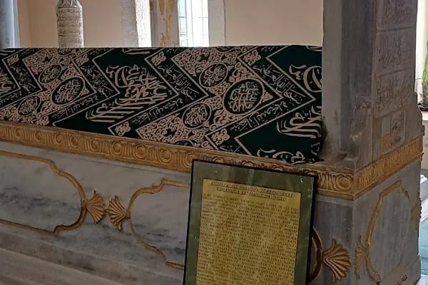 Güzelce Ali Paşa Türbesi - Resim 2
