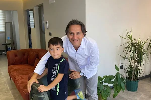 Ali Türker Göz Estetik ve Laser - Resim 9