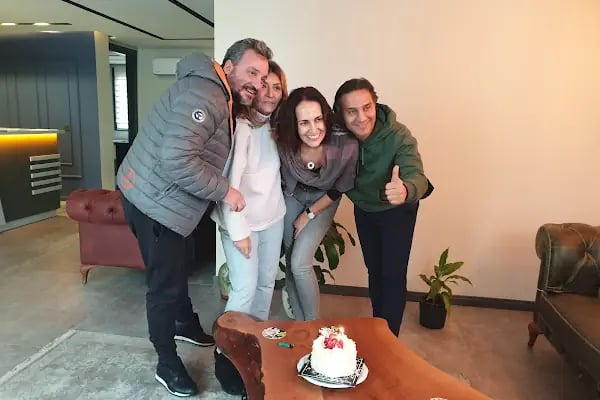 Ali Türker Göz Estetik ve Laser - Resim 13