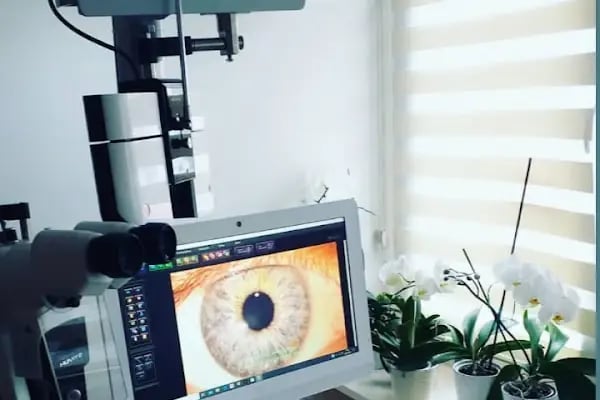Ali Türker Göz Estetik ve Laser - Resim 7