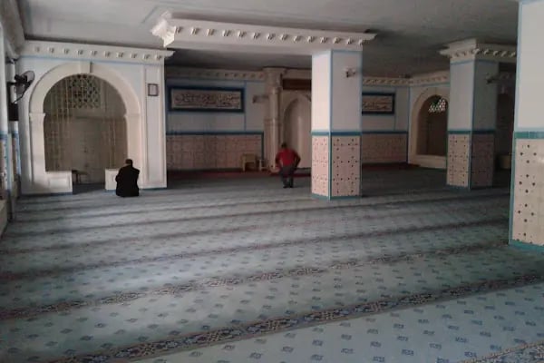 Yed-i Beyza Zeliha Hatun Cami - Resim 17