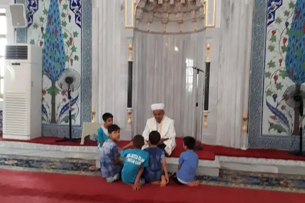 Yed-i Beyza Zeliha Hatun Cami - Resim 15