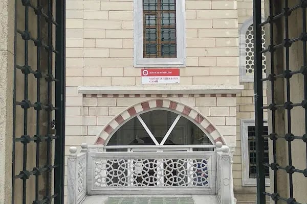 Yed-i Beyza Zeliha Hatun Cami - Resim 20