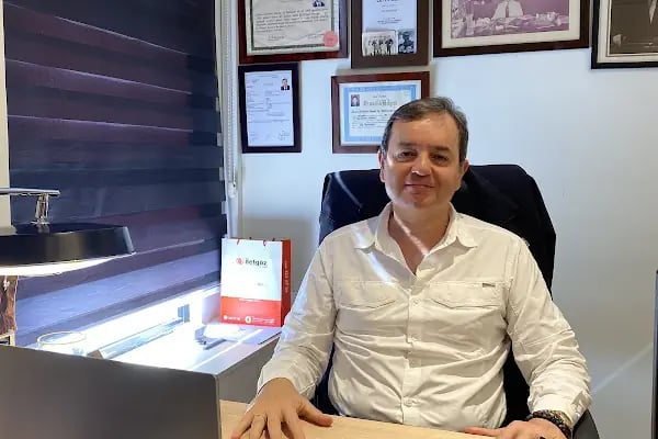 Op. Dr. Murat Karslıgil, Göz Hastalıkları - Resim 3