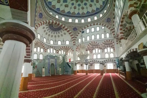 Cihangir Camii - Resim 3