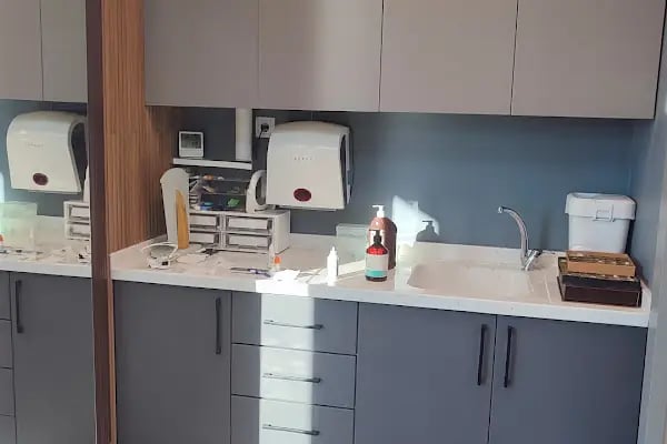 Saydam Protez Göz Sanat Merkezi %98 Uyum - Resim 12