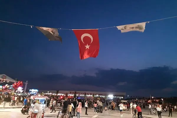 Tekirdag Büyükşehir Belediyesi Çerkezköy Kent Parkı - Resim 8