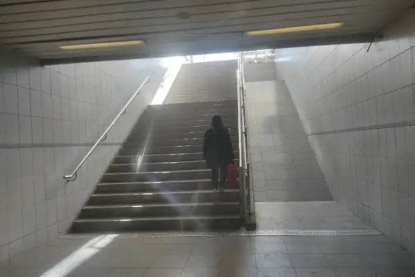 Yurt Metro İstasyonu - Resim 8
