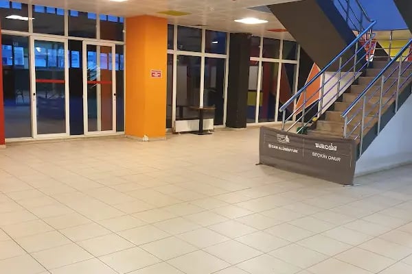 Ertuğrul Sağlam Spor Tesisleri - Resim 18