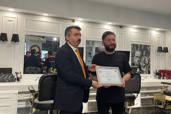 Hüseyin Kanyılmaz - HK BARBERS - Resim 14