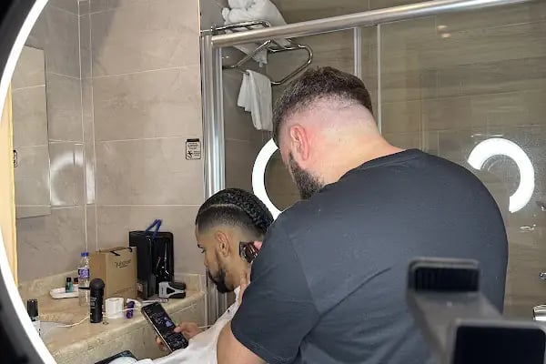 Hüseyin Kanyılmaz - HK BARBERS - Resim 8