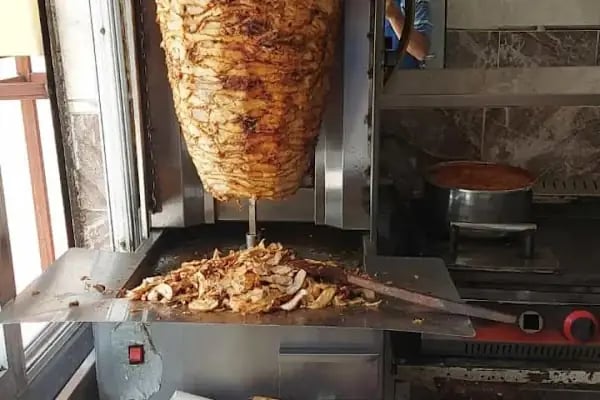 Kırmızı Çatı Cafe & Restaurant - Resim 19