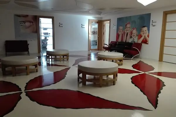 Alanya Özel Baha Sağlık Ağız Ve Diş Sağlığı Merkezi - Resim 14