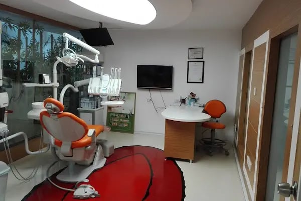 Alanya Özel Baha Sağlık Ağız Ve Diş Sağlığı Merkezi - Resim 16