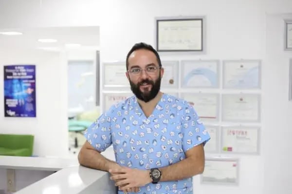 Dt. Erman Ürer, Diş Hekimi - Resim 5